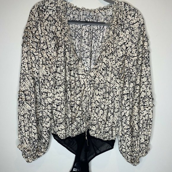 Free People All Tucks Black/Cream Blouse Bodysuit - Picture 5 of 8
